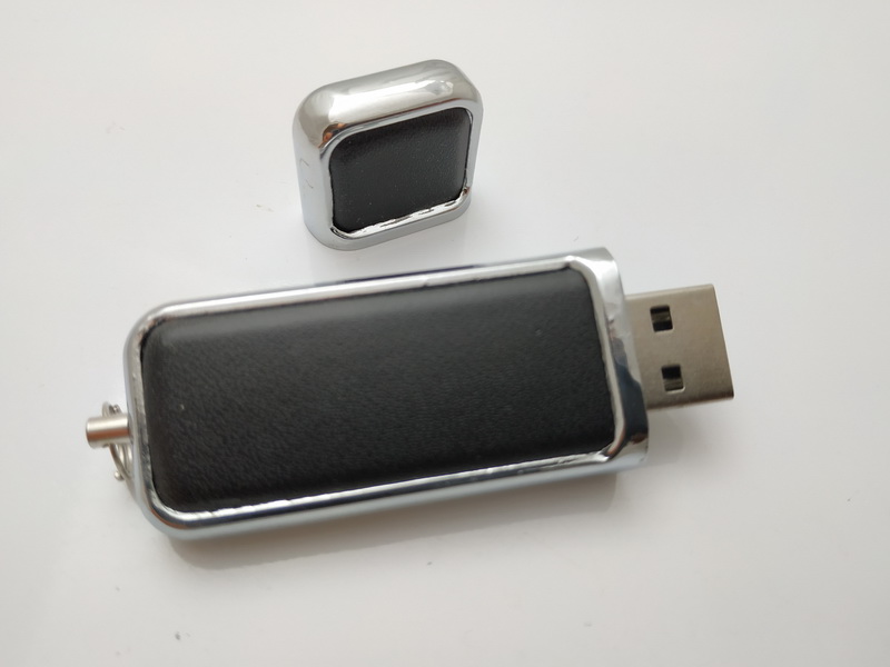Cuero USB elegante